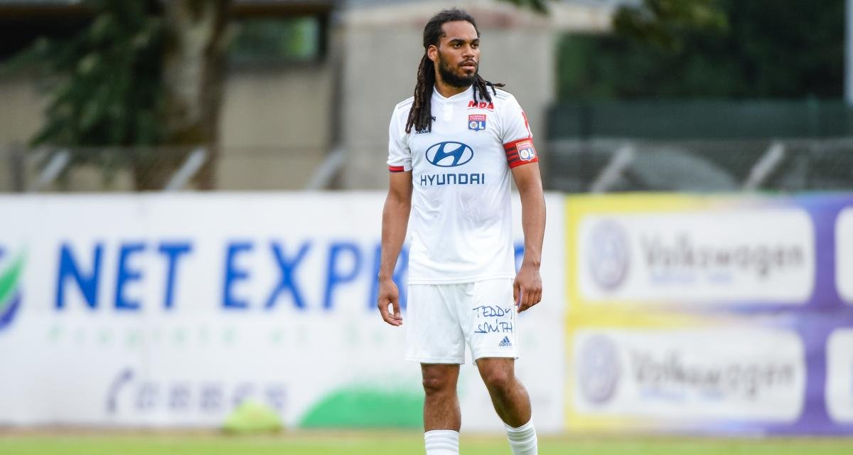 Jason Denayer Capitain of olympique Lyonnais.