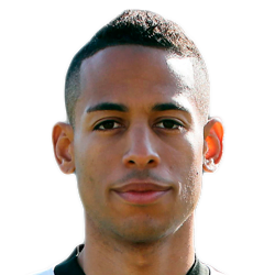 Dennis Aogo