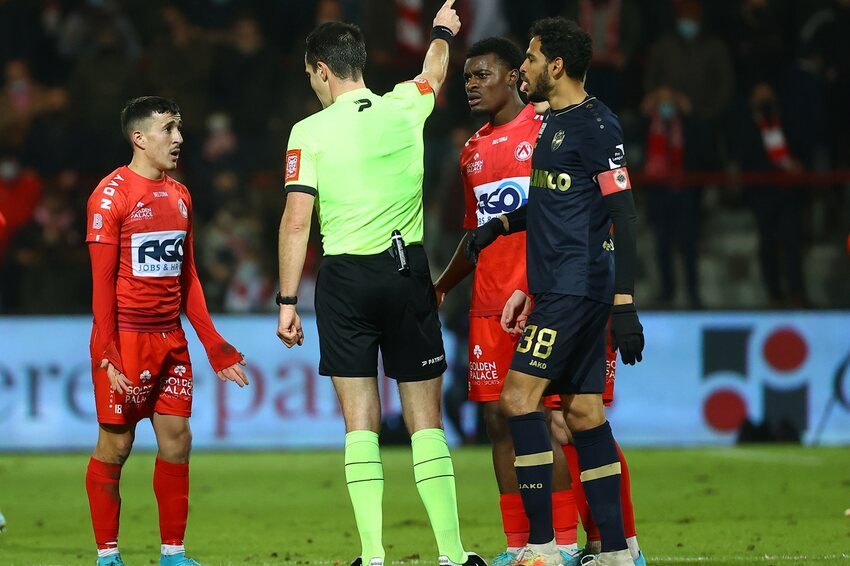 academiciens jmg KADRI SUSPENDU 3 MATCHS