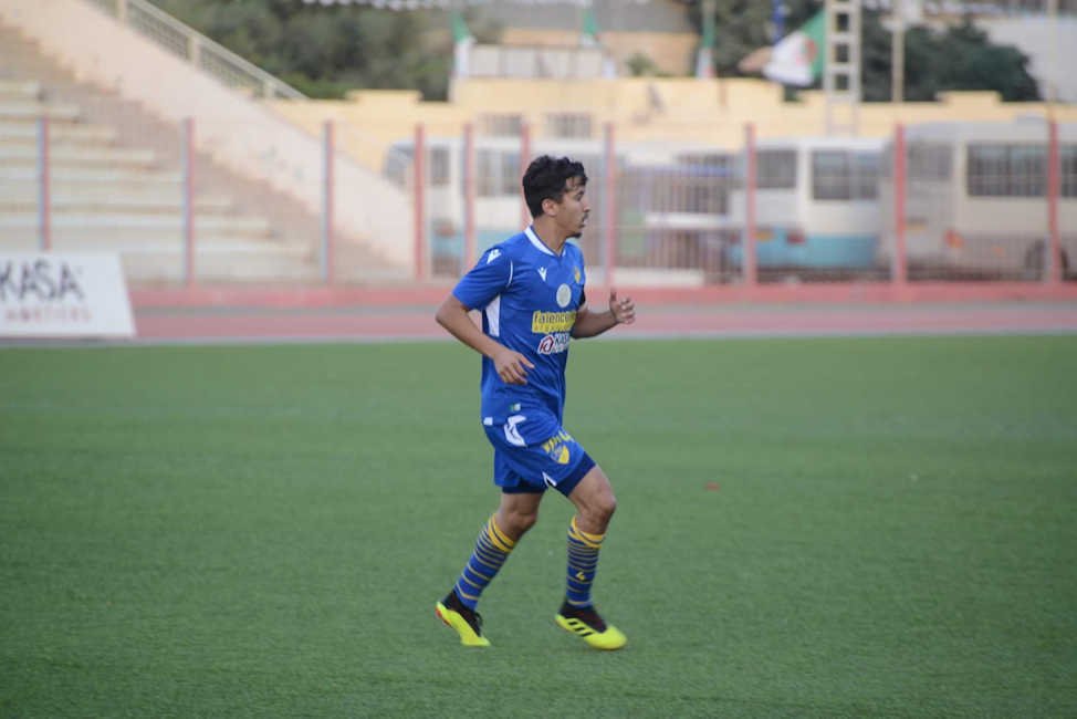 académiciens jmg Hamoudi Tayeb signe avec le Mouloudia pour 2 ans académiciens jmg Hamoudi Tayeb signe avec le Mouloudia pour 2 ans