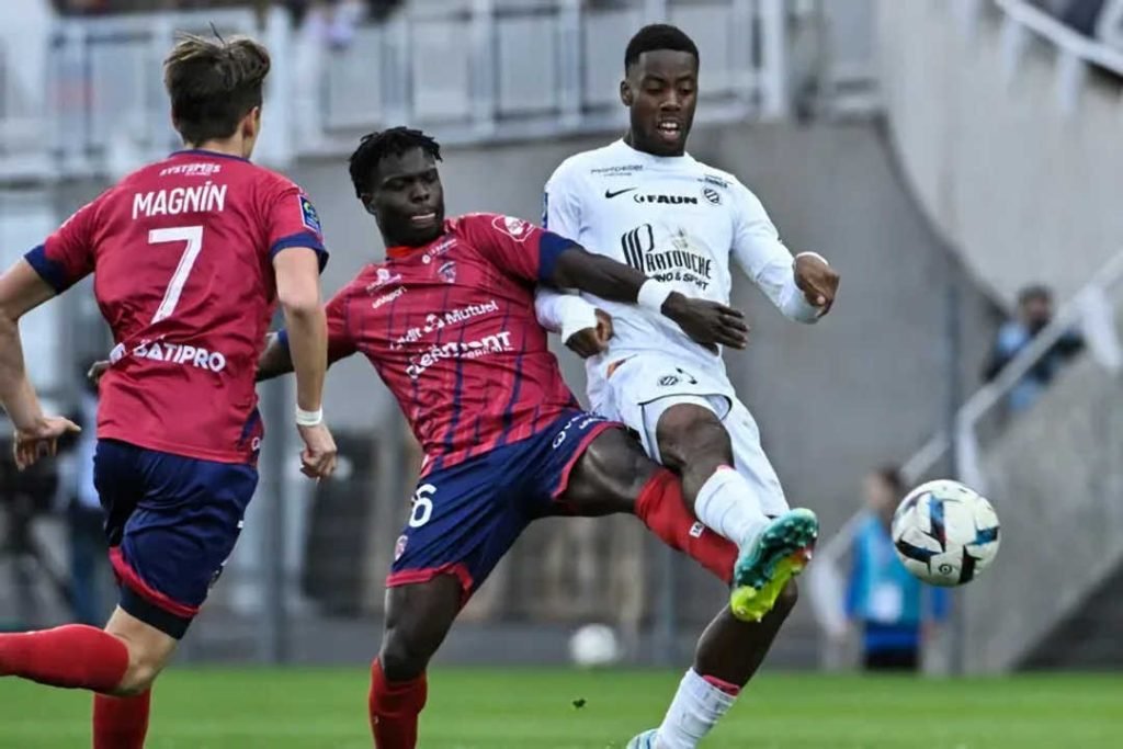 Alidu Seidu blessé au genou du Clermont foot