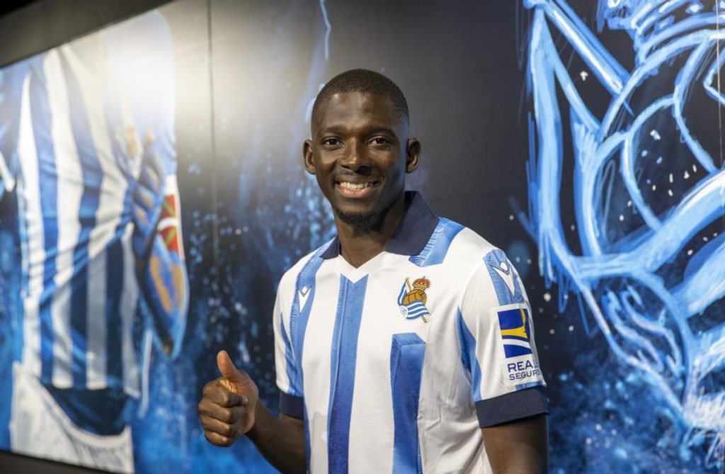 Académicien JMG Hamari Traore formé academie jmg de bamako signe avec le Real Sociedad