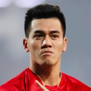 academicien jmg Thanh Khoi Nguyen avec Ho chi minh city de la Vietnamese V League