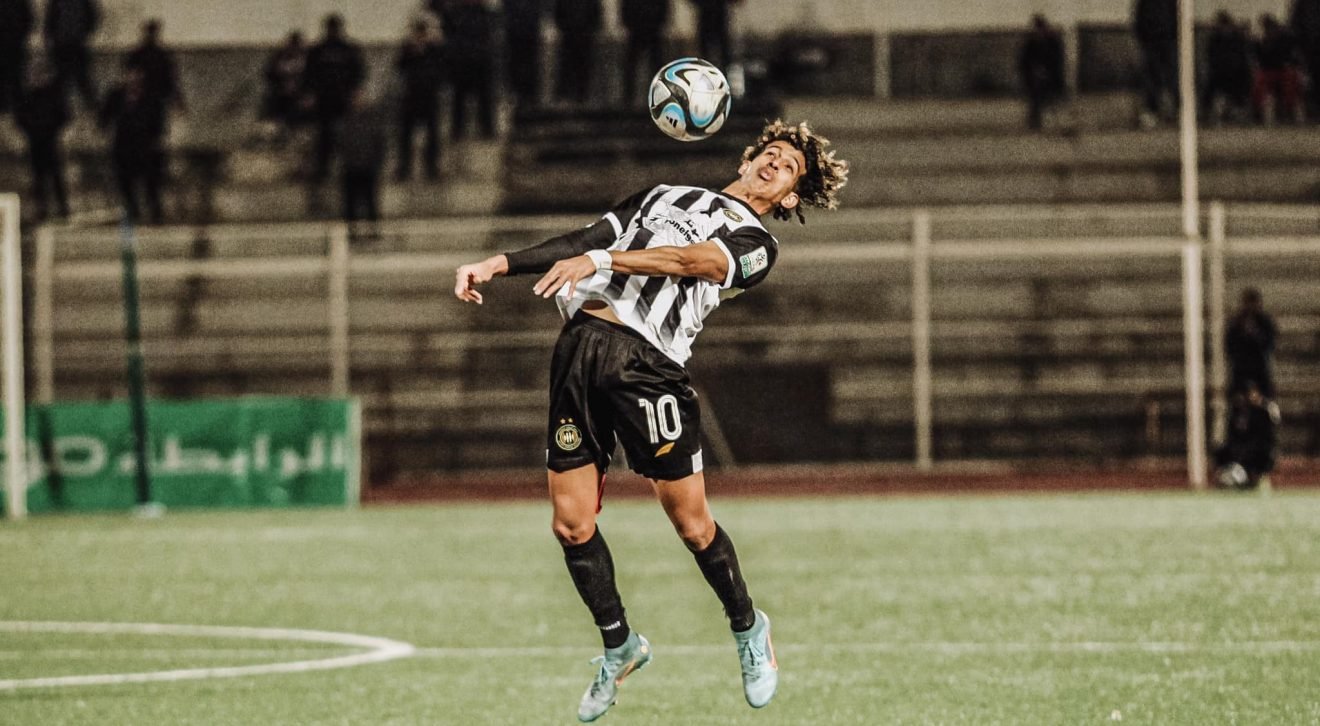 academicien JMG salam jiddou avec lEntente de Sétif en ligue 1 Algérie